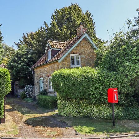 Old Blacksmiths Cottage Market Rasen Exterior photo