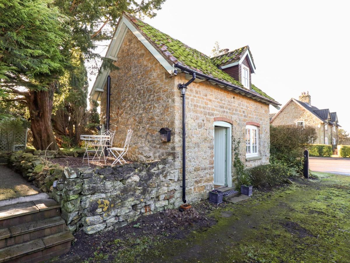 Old Blacksmiths Cottage Market Rasen Exterior photo