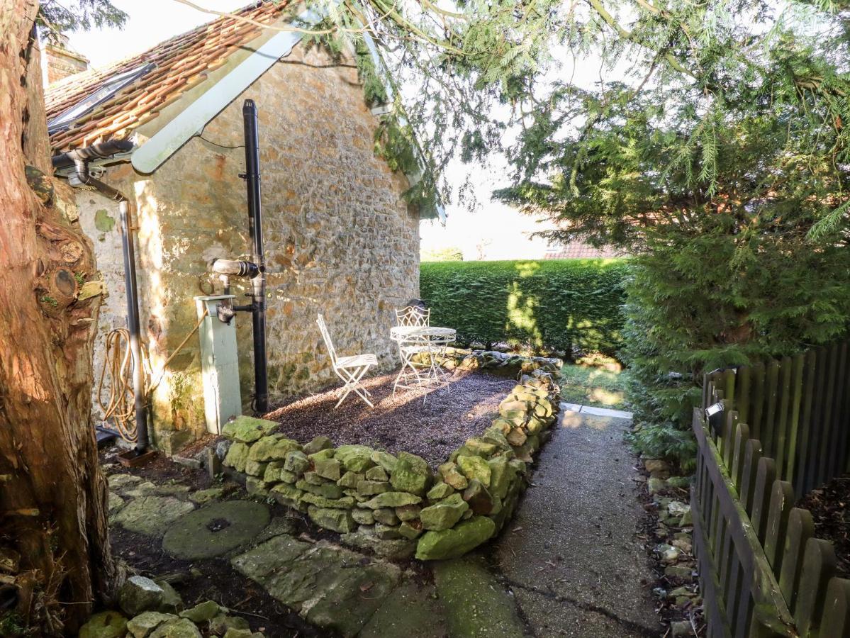 Old Blacksmiths Cottage Market Rasen Exterior photo
